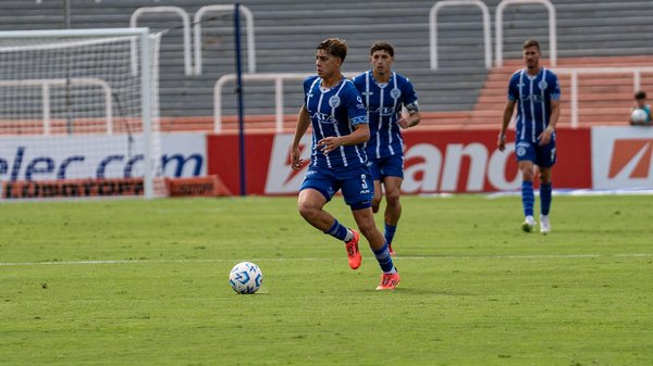 Why is the UK Automotive Industry Shifting Towards Electric Vehicles?